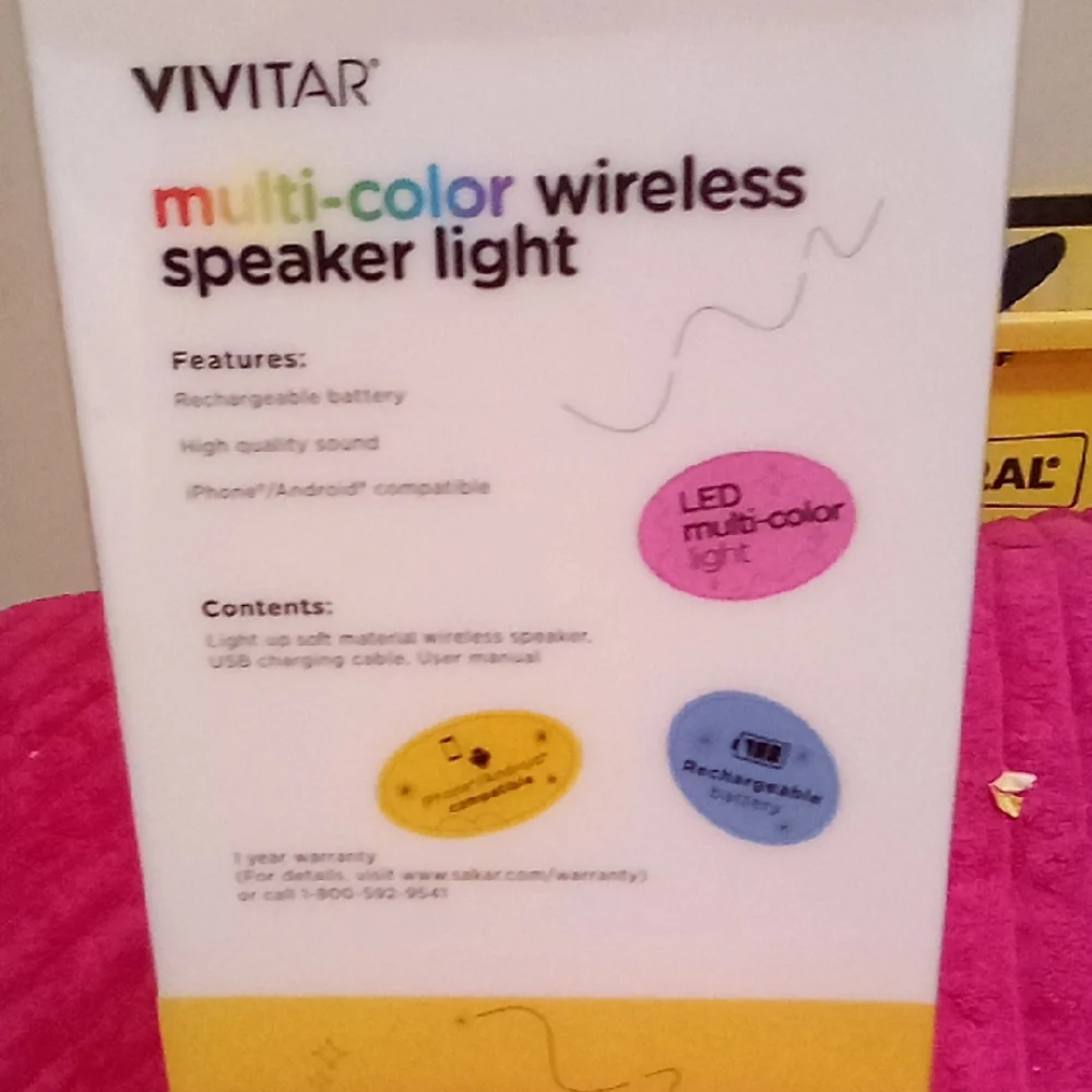 White Wireless Speaker Light